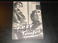 2051: Der Arzt und die Teufel (John Gilling) Peter Cushing, Donald Pleasence, June Layerick, Dermot Walsh, Renee Houston, George Rose, Billie Whitelaw, Johne Cairney, Melvyn Hayes, June Powell